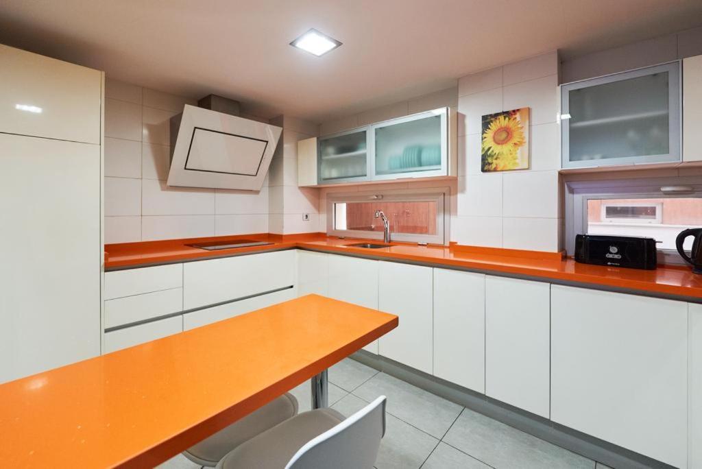 Ferienwohnung Vivir En El Campus De La Salud Granada Exterior foto